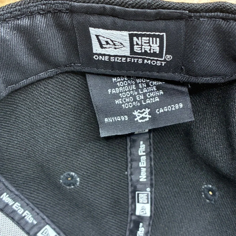 Vintage Y2K Chicago Bulls New Era Snapback Hat Black Red NBA Embroidered